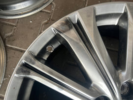 1x Alufelge 19 Zoll 7.0