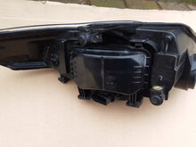 Laden Sie das Bild in den Galerie-Viewer, Frontscheinwerfer Ford Mondeo 7S71-13K060-AB Links Scheinwerfer Headlight