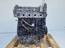 Load image into Gallery viewer, Motor Nissan Qashqai I M9R832 2.0 DCI 150PS 110kW 180TKm 2006 Diesel Unkomplett MOT3184429859xl
