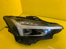 Laden Sie das Bild in den Galerie-Viewer, Frontscheinwerfer Polestar 2 II P31698071 LED Rechts Scheinwerfer Headlight