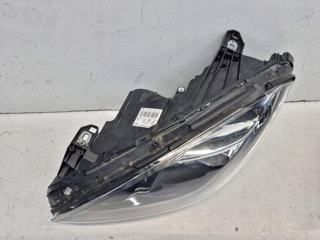 Frontscheinwerfer Mercedes-Benz W246 A2468200161 LED Links Headlight