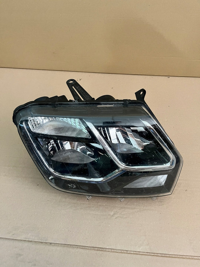 Frontscheinwerfer Dacia Duster 260100156R Ein Stück (Rechts oder Links) SCH3371866637bx