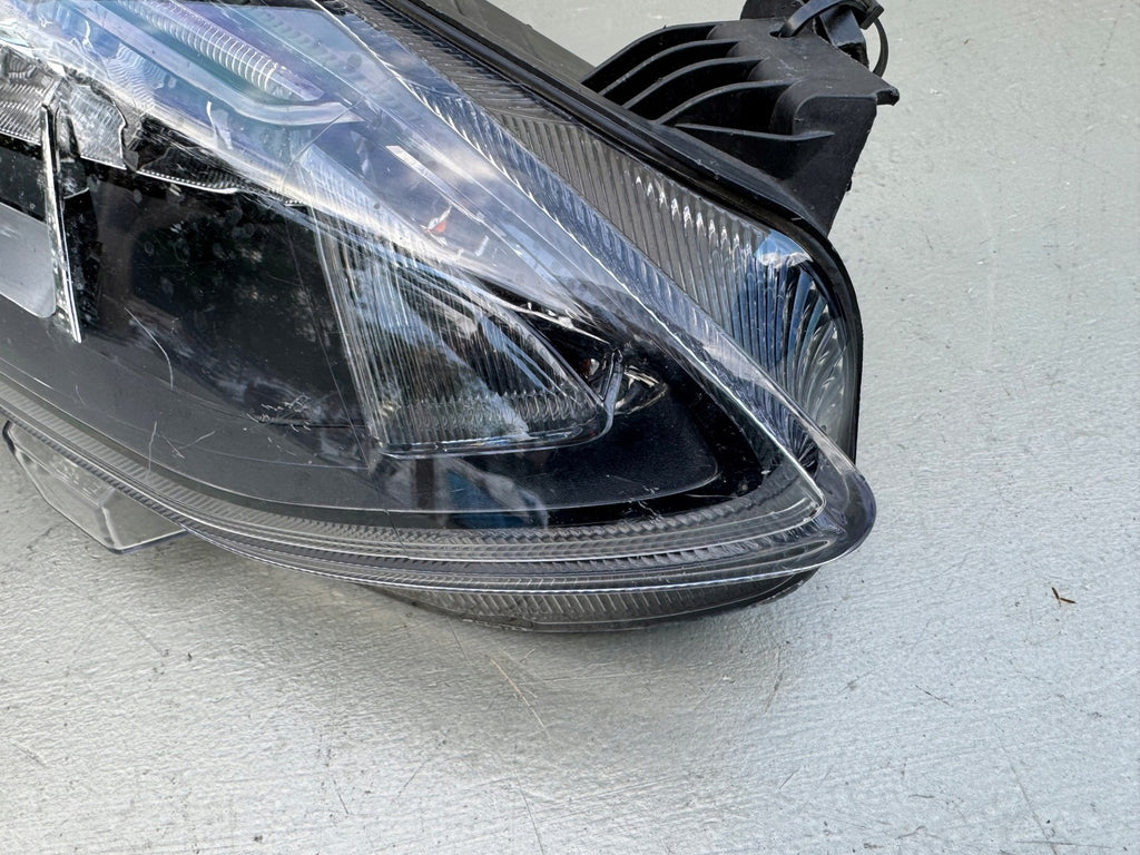 Frontscheinwerfer Ford Focus MX7B-13E14 Rechts Scheinwerfer Headlight