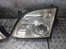 Laden Sie das Bild in den Galerie-Viewer, Frontscheinwerfer Opel Signum Vectra C Xenon Ein Stück (Rechts oder Links) SCH1934306995wa