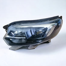 Laden Sie das Bild in den Galerie-Viewer, Frontscheinwerfer Opel Vivaro C Zafira Life 9832837680-00 Xenon Links Headlight