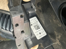 Laden Sie das Bild in den Galerie-Viewer, Frontscheinwerfer VW Id.4 11B941035D LED Links Scheinwerfer Headlight SCH8192988557bw