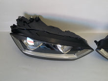 Load image into Gallery viewer, Frontscheinwerfer VW Sportsvan 90067693 Xenon Ein Stück (Rechts oder Links)