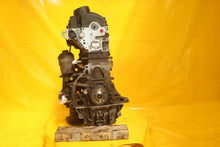 Load image into Gallery viewer, Motor VW Transporter BRS 1.9 TDI 102PS 75kW 2004 Diesel Engine Unkomplett