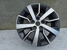 Laden Sie das Bild in den Galerie-Viewer, 1x Alufelge 17 Zoll 7.0" 5x114.3 9806454377 Toyota Proace Rim Wheel FEL6092522215dd