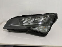 Laden Sie das Bild in den Galerie-Viewer, Frontscheinwerfer Skoda Superb III 3V1941015C LED Links Scheinwerfer Headlight SCH7055545249lj