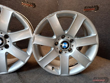 Load image into Gallery viewer, 4x Alufelge 17 Zoll 8.0" 5x120 47ET Glanz Schwarz 1094506-13 BMW 4 Rim Wheel FEL4816265754ri