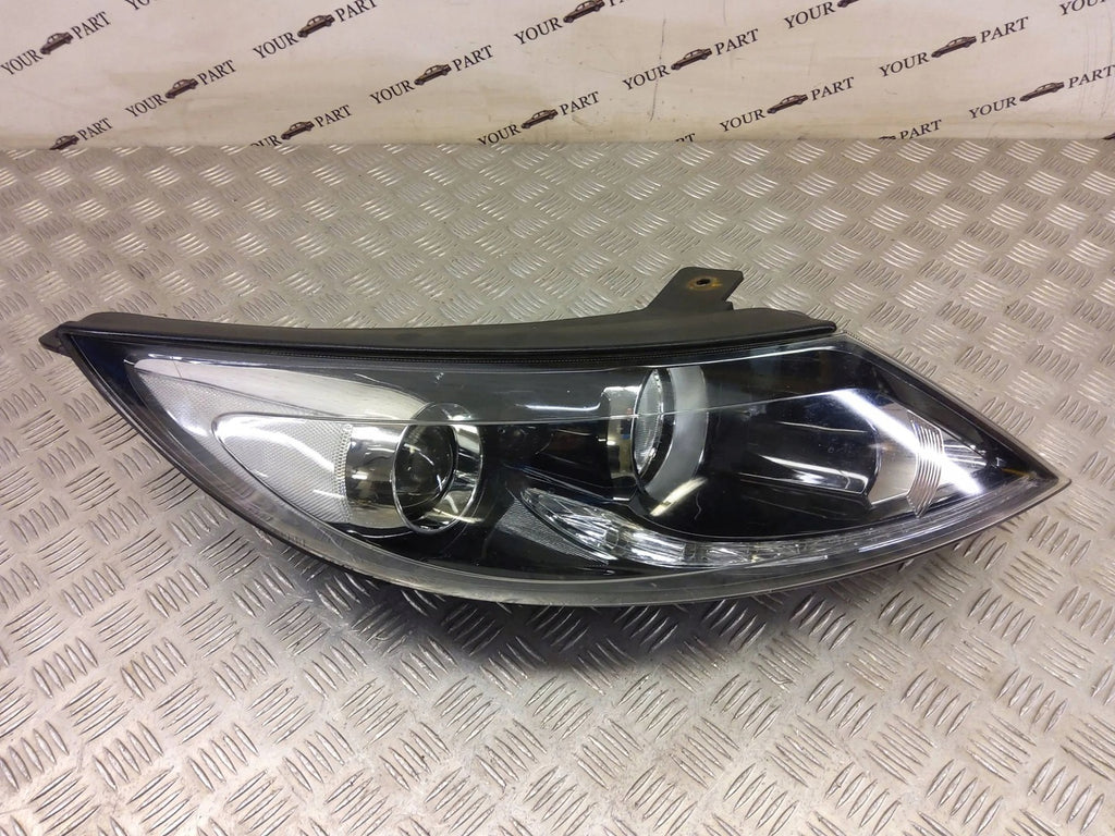 Frontscheinwerfer Kia Sportage 92102-3U270 Rechts Scheinwerfer Headlight SCH2324095096ej
