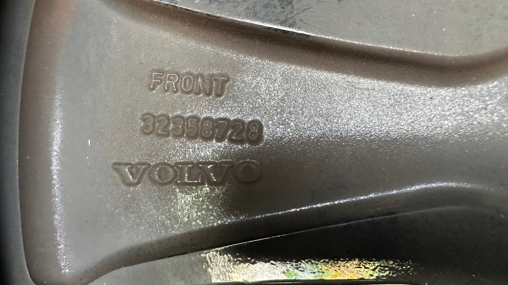 1x Alufelge 19 Zoll 7.5" 5x108 50 5ET 32358728 Volvo Xc40 Rim Wheel FEL6873446621qv