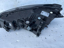 Laden Sie das Bild in den Galerie-Viewer, Frontscheinwerfer BMW 2 Active Tourer U06 5A42244-09 LED Rechts Headlight SCH1018404766ra
