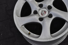 Load image into Gallery viewer, 1x Alufelge 18 Zoll 9.0&quot; 5x130 52ET 99636213801 Porsche Boxster 986 Rim Wheel