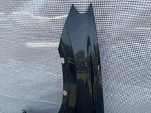 Laden Sie das Bild in den Galerie-Viewer, Kotflügel Mercedes-Benz Glc 2022-A2548810100 Vorne Links