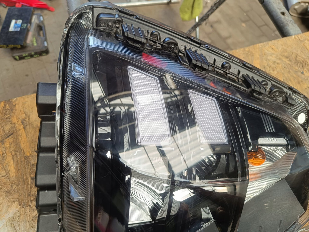 Frontscheinwerfer Hyundai Kona BE92161010 LED Links Scheinwerfer Headlight SCH8232353514bz