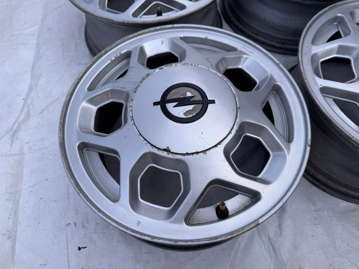 4x Alufelge 13 Zoll 5.5" 4x100 49ET Silber Opel Rim Wheel FEL3927171997ch