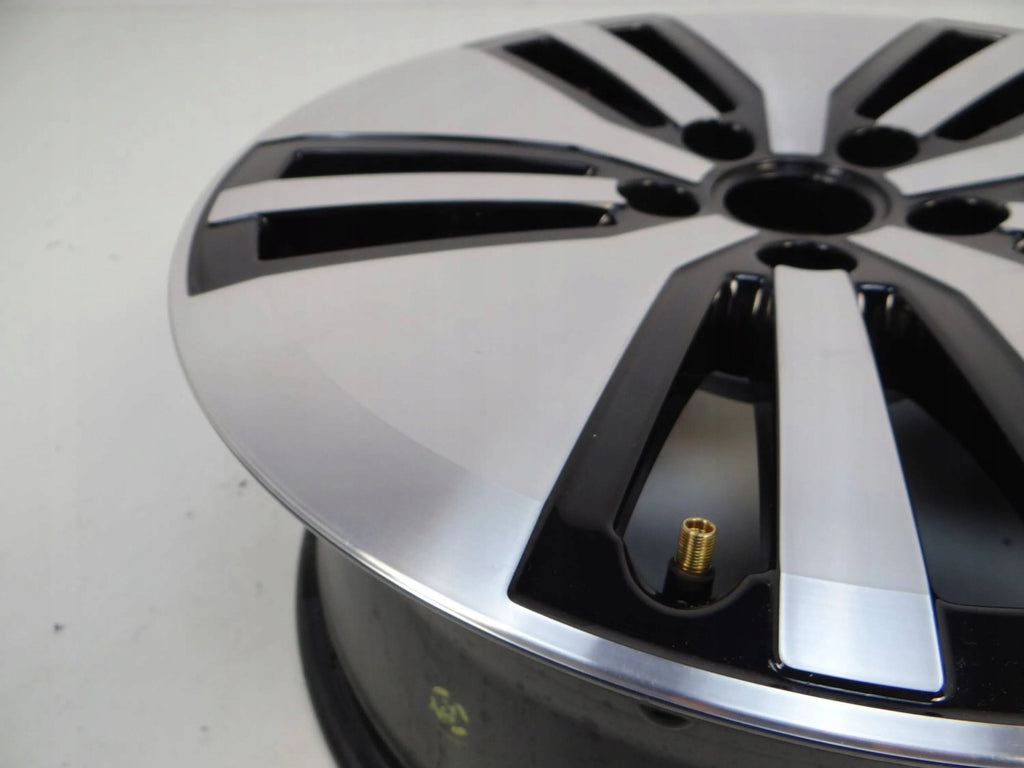 1x Alufelge 17 Zoll 7.0" 5x112 40ET Glanz Silber 3G0601025AM VW Passat B8 FEL7781014589ko
