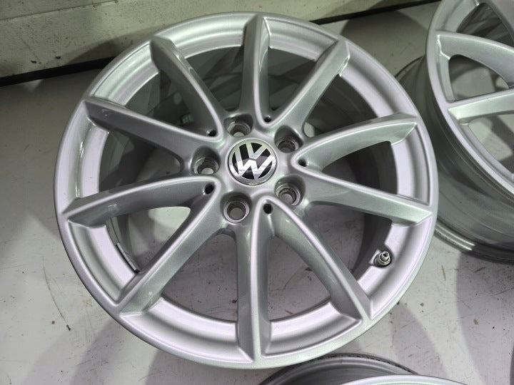 4x Alufelge 16 Zoll 7.0" 5x112 52ET 6775618 BMW 4 Caddy V Golf VII Touran FEL9805843205qy