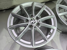 Load image into Gallery viewer, 4x Alufelge 16 Zoll 7.0" 5x112 52ET 6775618 BMW 4 Caddy V Golf VII Touran FEL9805843205qy