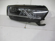Laden Sie das Bild in den Galerie-Viewer, Frontscheinwerfer Skoda Octavia I 5E4941016A LED Rechts Scheinwerfer Headlight SCH1362945183io