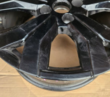 Load image into Gallery viewer, 1x Alufelge 16 Zoll 6.5" 4x100 45ET Glanz 403004026R- Dacia Sandero Rim Wheel FEL6165027039ul