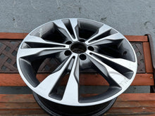 Load image into Gallery viewer, 1x Alufelge 18 Zoll 7.5" 5x112 52ET A4474014400 Mercedes-Benz W447 Rim Wheel FEL4095252150tg