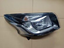 Laden Sie das Bild in den Galerie-Viewer, Frontscheinwerfer Opel Vivaro B Trafic III 260105469R Rechts Headlight SCH4310877262ox