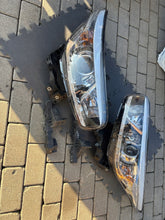 Laden Sie das Bild in den Galerie-Viewer, Frontscheinwerfer Kia Ceed 92101-A2220 LED Ein Stück (Rechts oder Links)