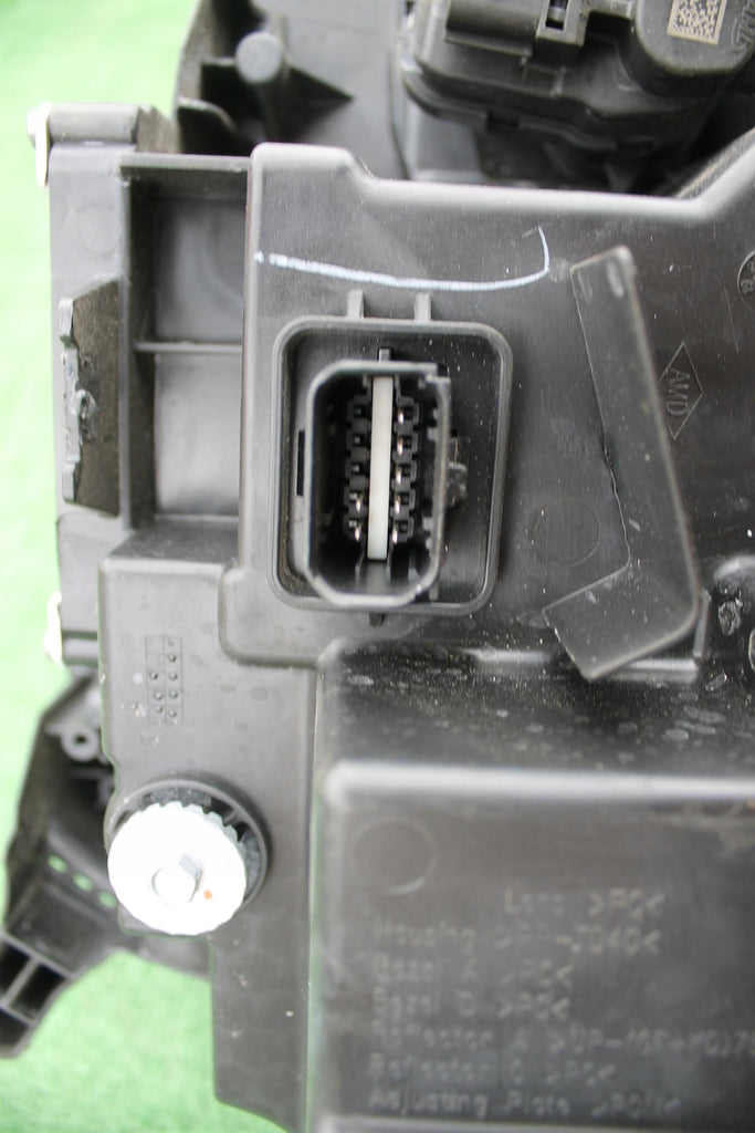Frontscheinwerfer Renault Kangoo 260103264R LED Rechts Scheinwerfer Headlight SCH6876125711aw