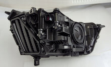 Laden Sie das Bild in den Galerie-Viewer, Frontscheinwerfer Audi Q3 83A941033 Full LED Links Scheinwerfer Headlight SCH6279900548ml
