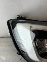 Load image into Gallery viewer, Frontscheinwerfer Renault Master 260105567R Rechts Scheinwerfer Headlight