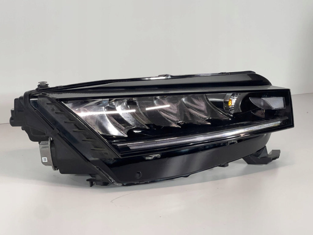 Frontscheinwerfer Skoda Octavia I 030111823200 LE18A64185 Rechts Headlight SCH5111371966vb