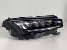 Laden Sie das Bild in den Galerie-Viewer, Frontscheinwerfer Skoda Octavia I 030111823200 LE18A64185 Rechts Headlight SCH5111371966vb