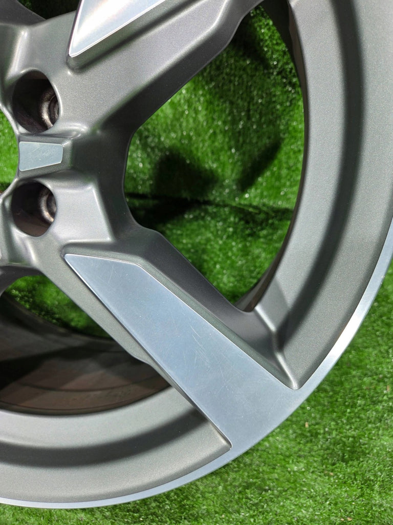 1x Alufelge 17 Zoll 7.5" 5x112 82A601025P Audi A1 Rim Wheel FEL8127368613ef