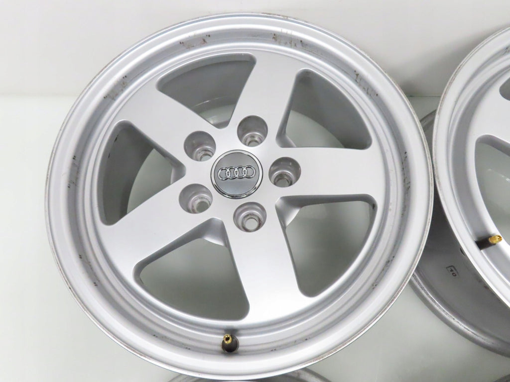 4x Alufelge 16 Zoll 7.0" 5x112 35ET Glanz Silber 8W0601025 Audi A4 B9 Rim Wheel FEL8837305096th