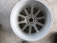 Load image into Gallery viewer, 1x Alufelge 17 Zoll 7.5&quot; 5x100 8XO601025 Audi Rim Wheel