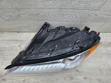 Load image into Gallery viewer, Frontscheinwerfer Volvo V70 31353532 Xenon Links Scheinwerfer Headlight SCH4085274849fv