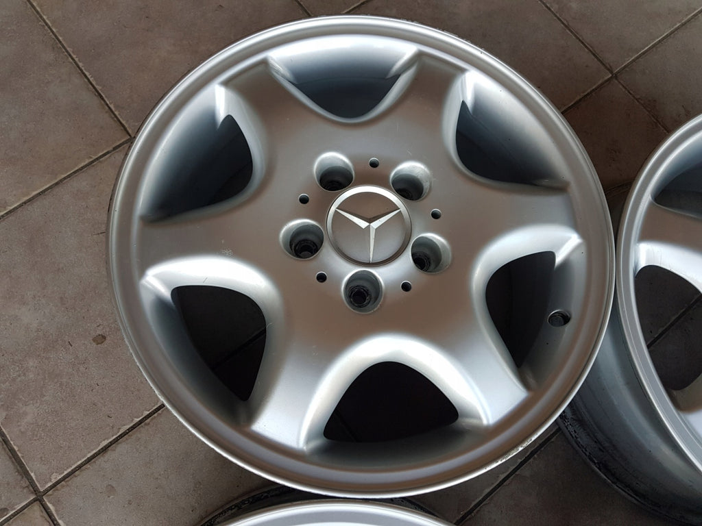 4x Alufelge 16 Zoll 7.0" 5x112 37ET A2084010502 Mercedes-Benz Clk C208 Rim Wheel FEL4276682782ai