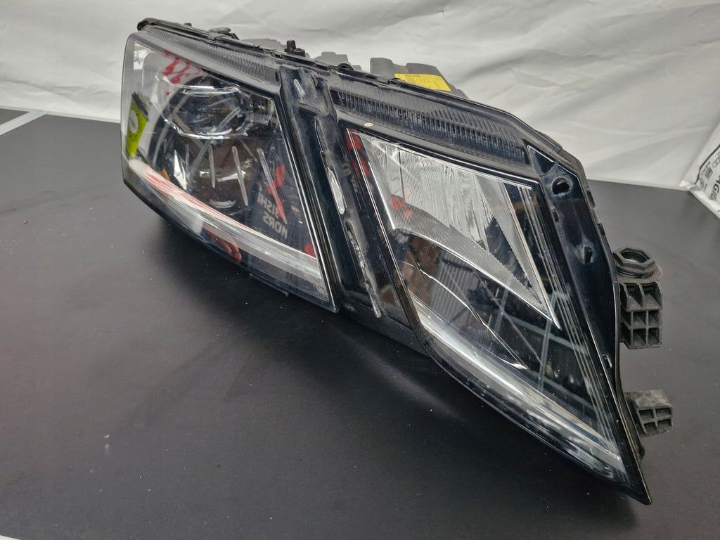 Frontscheinwerfer Skoda Octavia III 5E1941016F Rechts Scheinwerfer Headlight SCH4948933744pb