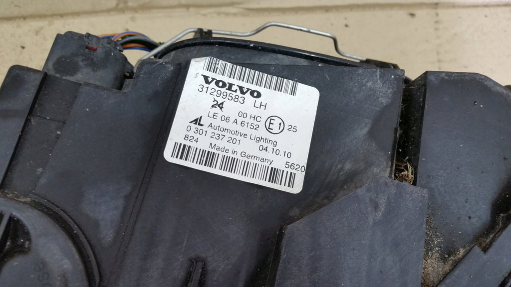 Frontscheinwerfer Volvo V50 31265695 Ein Stück (Rechts oder Links) Headlight SCH7743690217cn