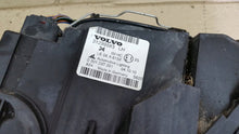 Load image into Gallery viewer, Frontscheinwerfer Volvo V50 31265695 Ein Stück (Rechts oder Links) Headlight SCH7743690217cn