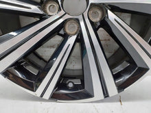 Laden Sie das Bild in den Galerie-Viewer, 1x Alufelge 17 Zoll Toyota Corolla Rim Wheel