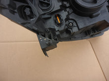 Load image into Gallery viewer, Frontscheinwerfer Renault Trafic III 260607015 LED Links Scheinwerfer Headlight