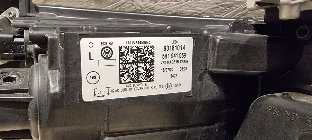 Frontscheinwerfer VW Golf VIII 90181014 5H1941059 LED Links Headlight SCH3364128312em