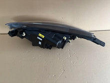 Laden Sie das Bild in den Galerie-Viewer, Frontscheinwerfer Ford Fiesta I VII N1BB-13W014-AG LED Rechts Headlight SCH4250910030gr