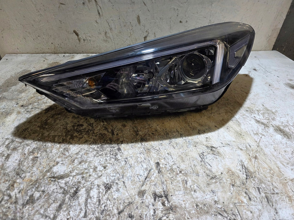 Frontscheinwerfer Hyundai Tucson 18237795314 Links Scheinwerfer Headlight SCH5557025983ya