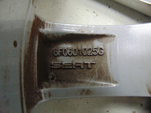 Load image into Gallery viewer, 1x Alufelge 15 Zoll 5.5" 5x100 40ET Glanz Silber 6F0601025G Seat I Ibiza FEL7666654112az