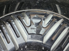 Laden Sie das Bild in den Galerie-Viewer, 1x Alufelge 17 Zoll 6.5" 5x114.3 45ET Glanz Schwarz Nissan Leaf Rim Wheel FEL2546655695my